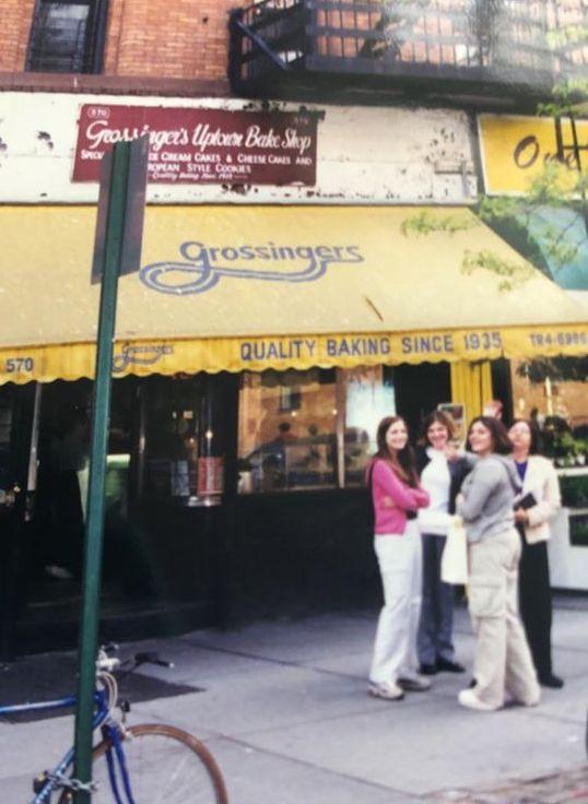 Grossinger's 88th and Columbus