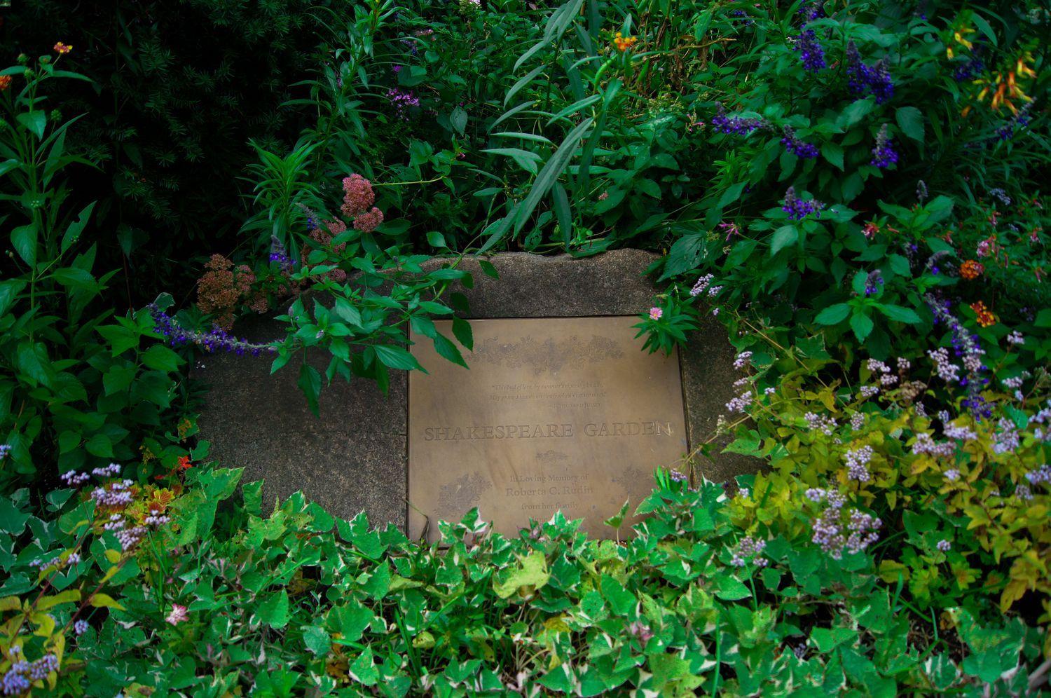shakespeare garden central park